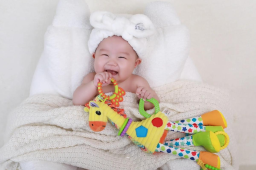 厦门宝宝眼眶发红 厦门宝宝眼眶发红